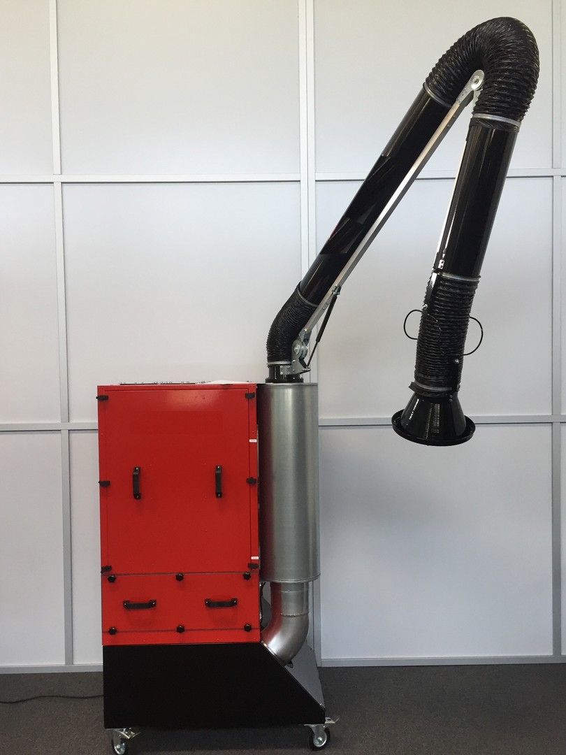Aspiratore carrellato con braccio aspirazione per lavorazione gomma, plastica
