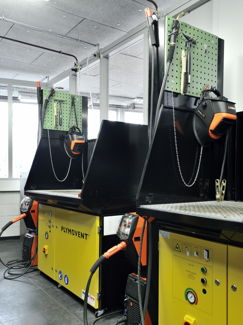 banchi attrezzatura saldatura