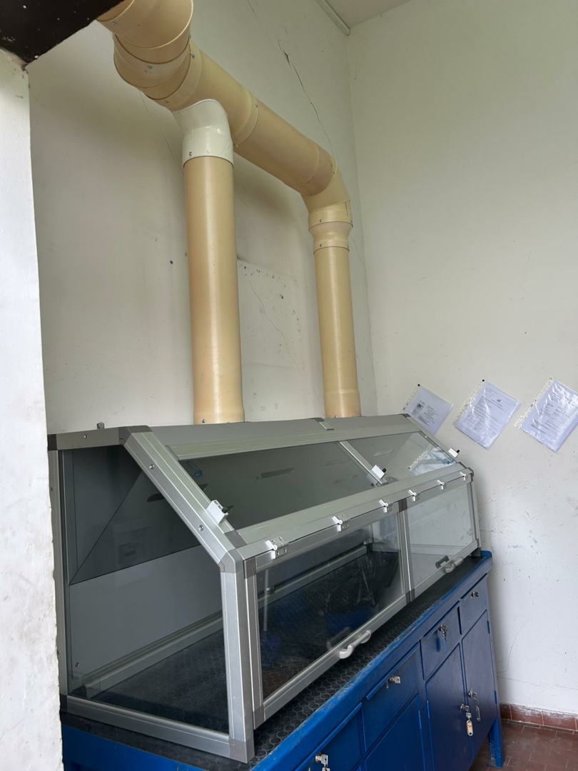 CAPPA COLLEGATA A IMPIANTO ASPIRAZIONE