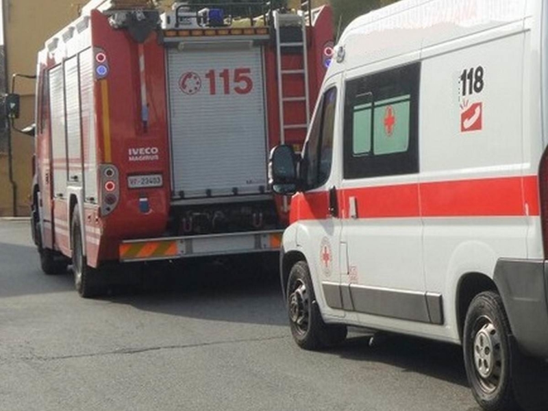 Aspirazione gas di scarico veicoli di emergenza